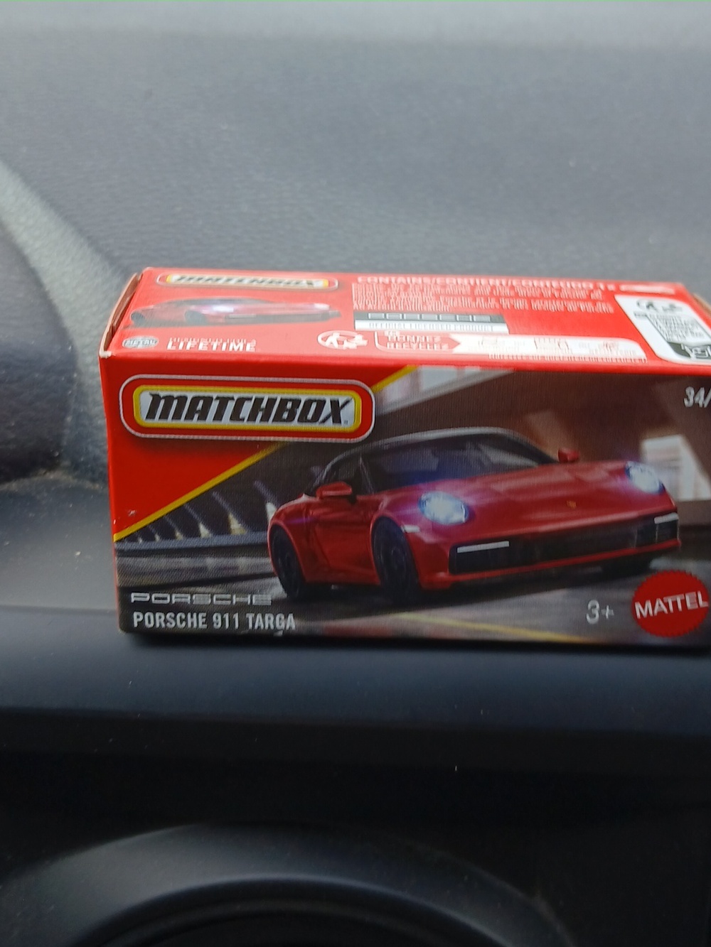 Mattel Red Porsche 911 Targa Coupe Matchbox Car - Picture 2 of 3